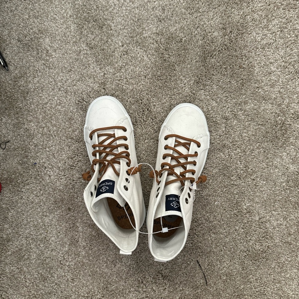 Sperry high top off white sneakers womens size 7 new with tage never worn
